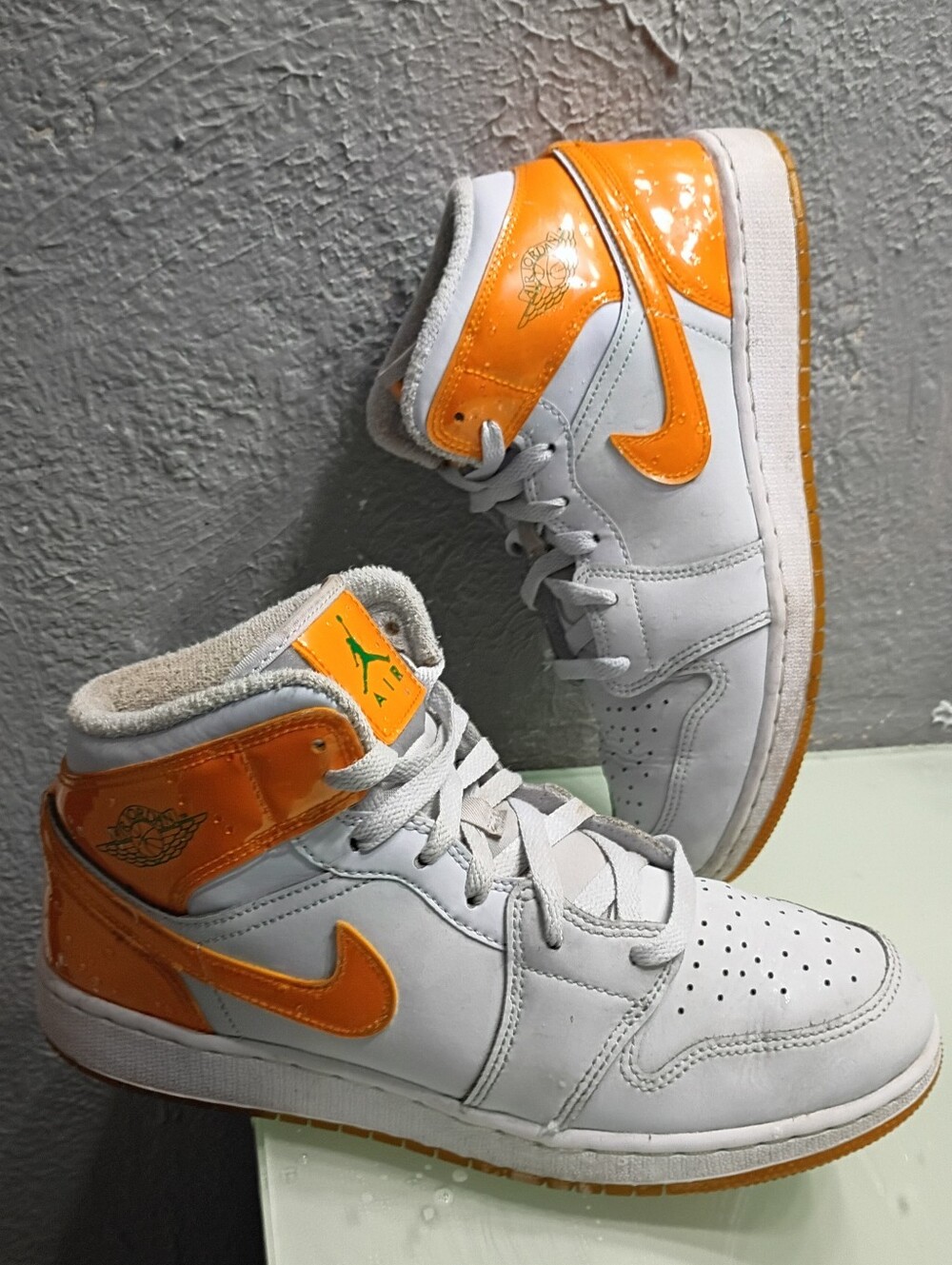 Air Jordan 1 Mid SE GS 'Gatorade Pack - Orange' Basketball Shoes Size 7Y